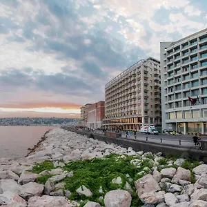 Royal Continental Hotel Neapol